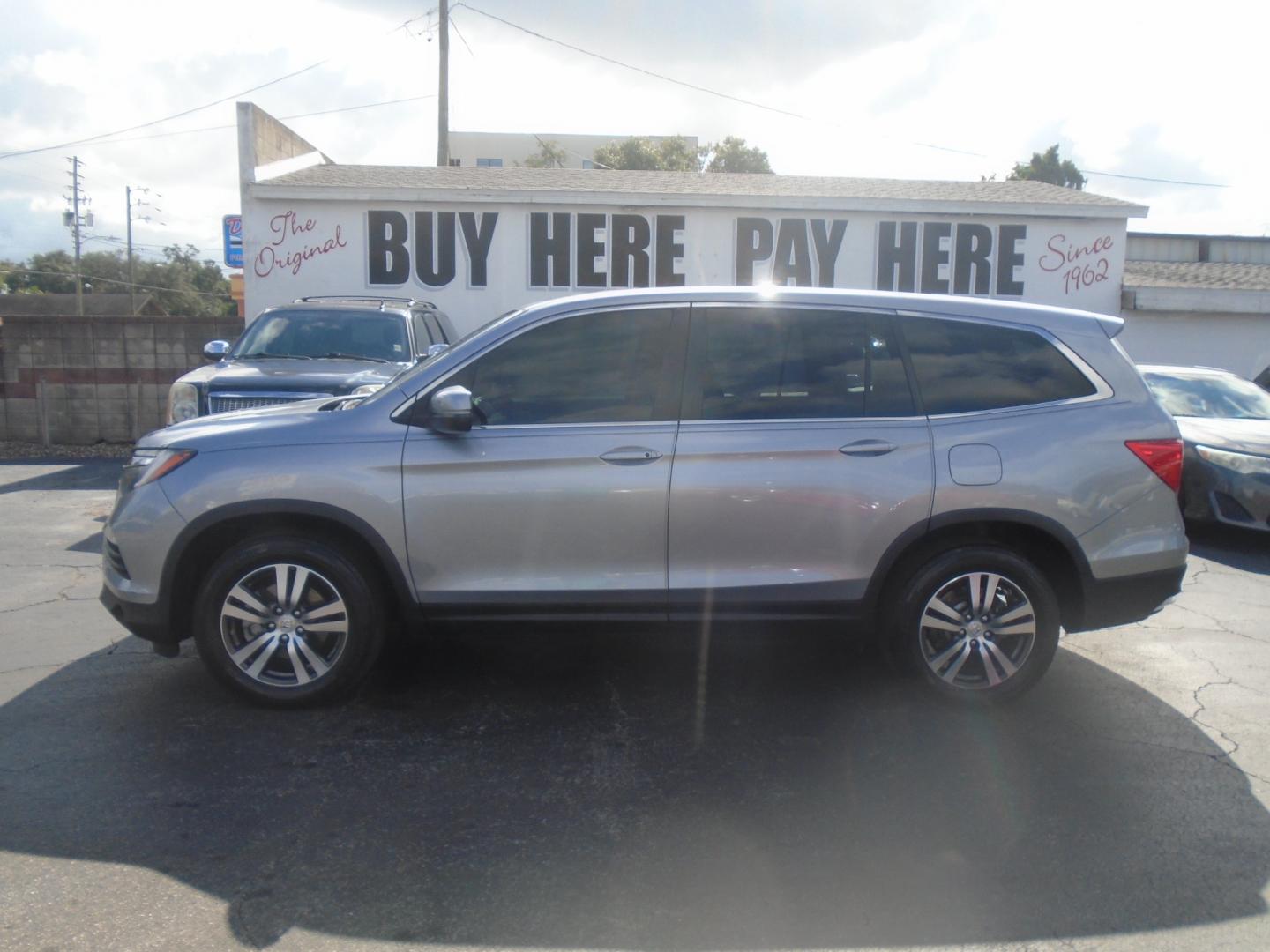 2016 Honda Pilot EX 2WD (5FNYF5H43GB) with an 3.5L V6 SOHC 24V engine, 6A transmission, located at 6112 N Florida Avenue, Tampa, FL, 33604, (888) 521-5131, 27.954929, -82.459534 - Photo#0